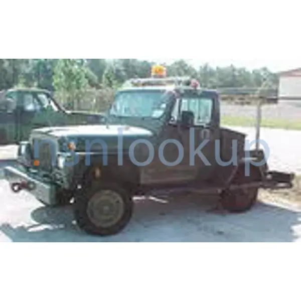 1740-01-173-0520 TRACTOR,WHEELED,AIRCRAFT TOWING 1740011730520 011730520 1/1
